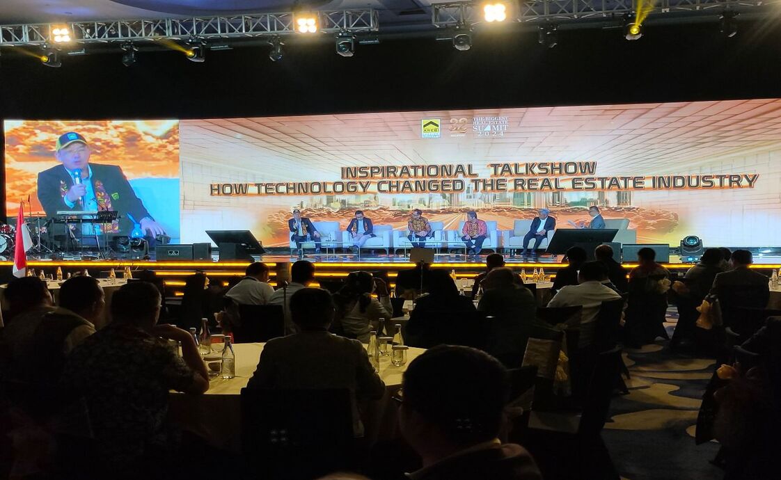 Laksana Business Park Raih Penghargaan “The Best Warehouse and Industrial Developer” di The Biggest Real Estate Summit & AREBI Awards 2025